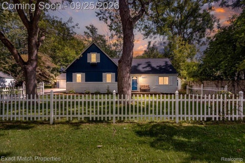 Photo of 3149 Donley Avenue, Rochester Hills City, MI 48309 (MLS # 20261071144)