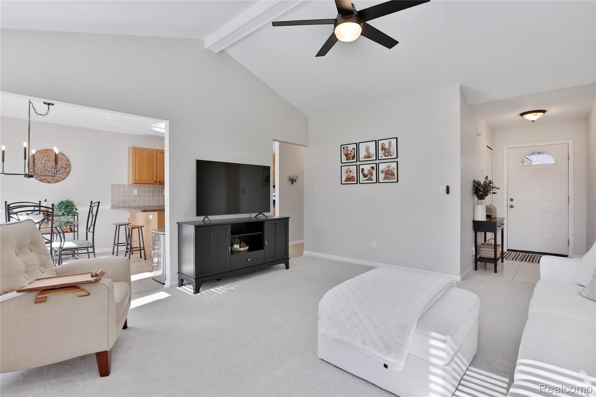 1703 Oak Squire Lane