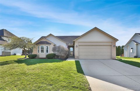 1703 Oak Squire Lane Howell City MI 48855