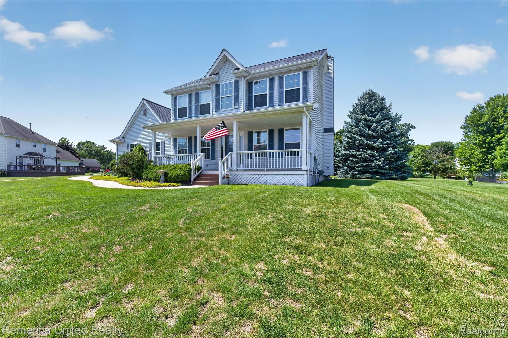14458 Oak Leaf Trail