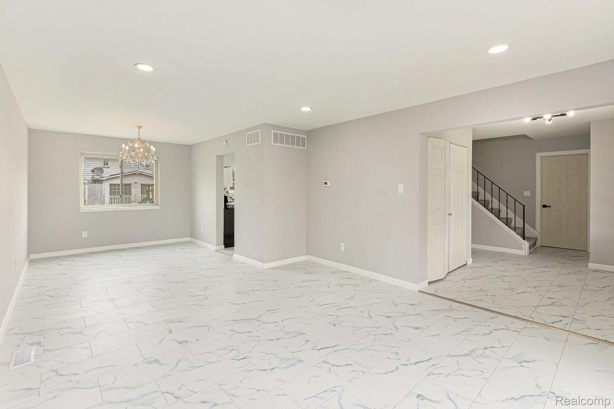4325 Fox Hill Drive