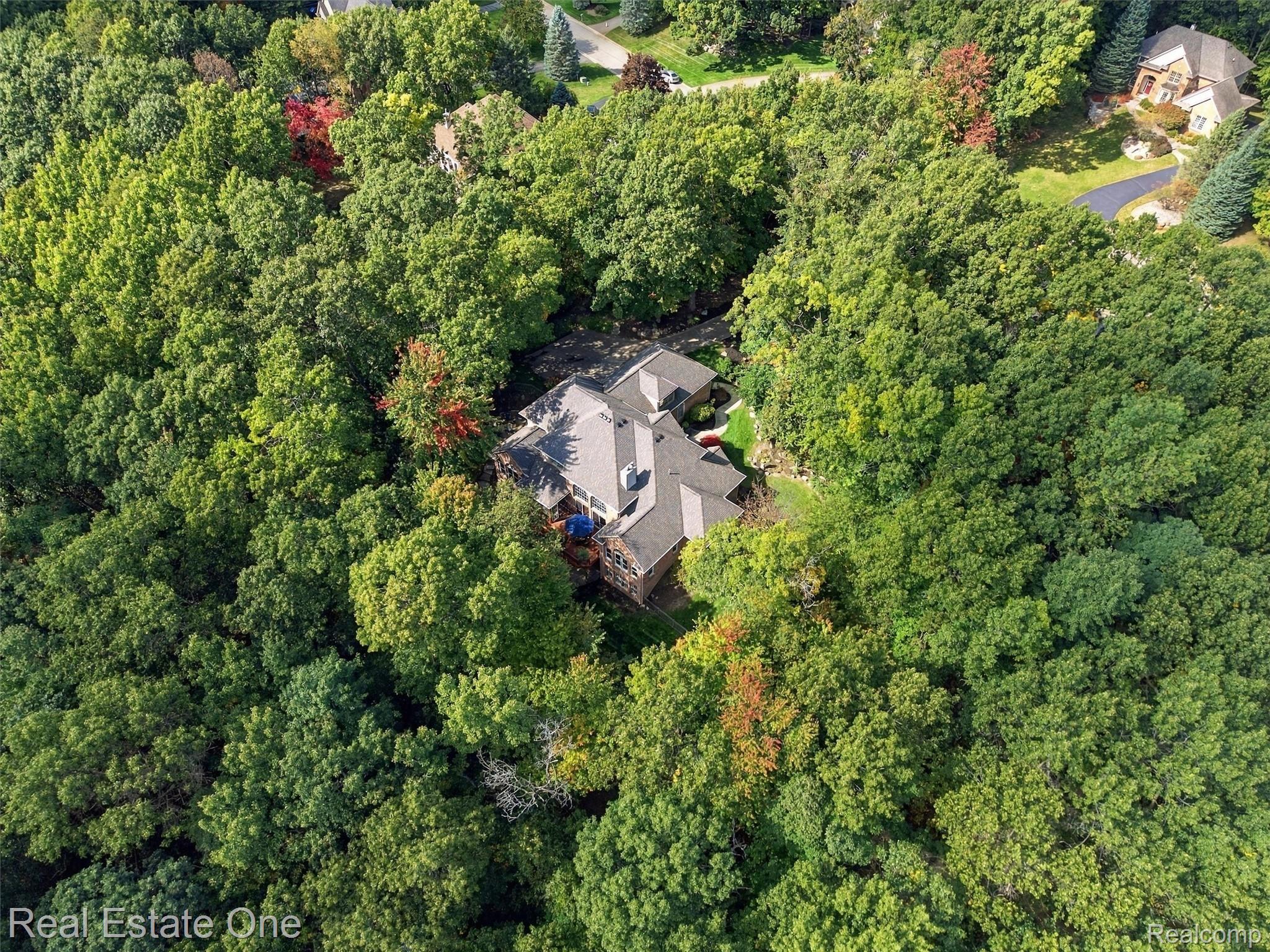5086 Hilltop Estates Drive