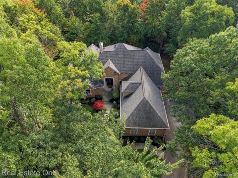 Photo for 5086 Hilltop Estates Drive