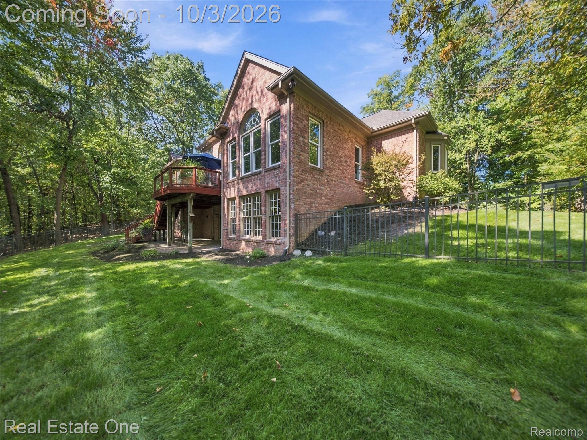5086 Hilltop Estates Drive