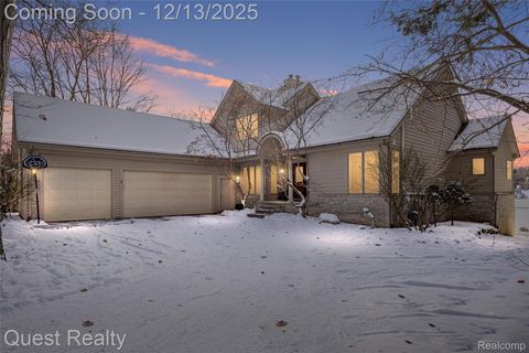 9007 Stonehause Court Springfield Charter Township MI 48348