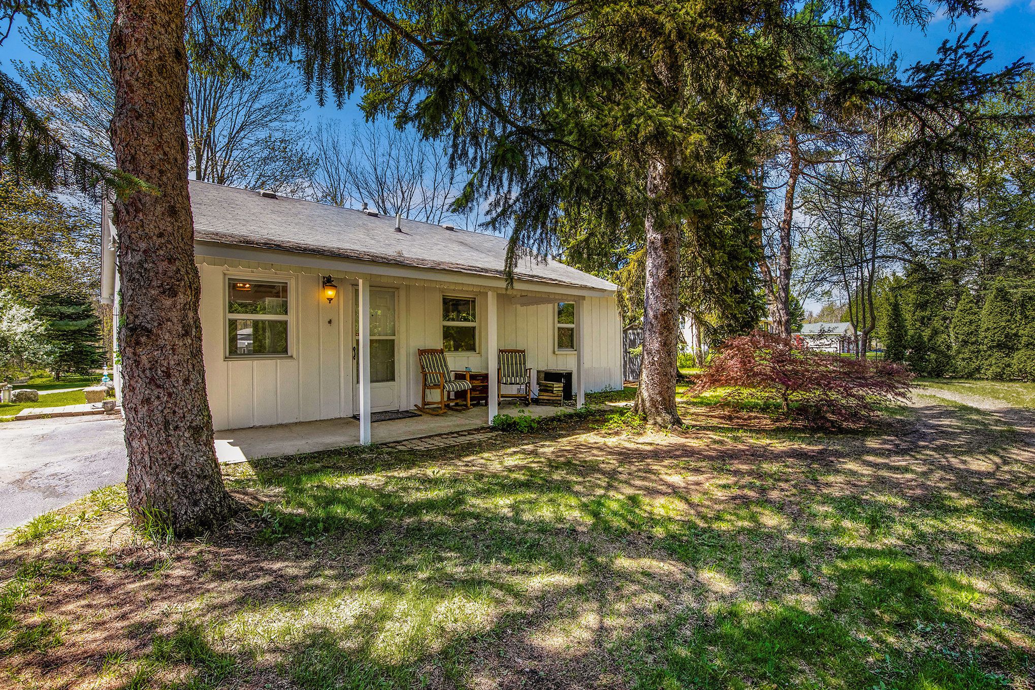 2574 S LAKE PLEASANT Road