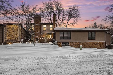 2596 Knightsbridge Road SE 76 Cascade Charter Township MI 49546