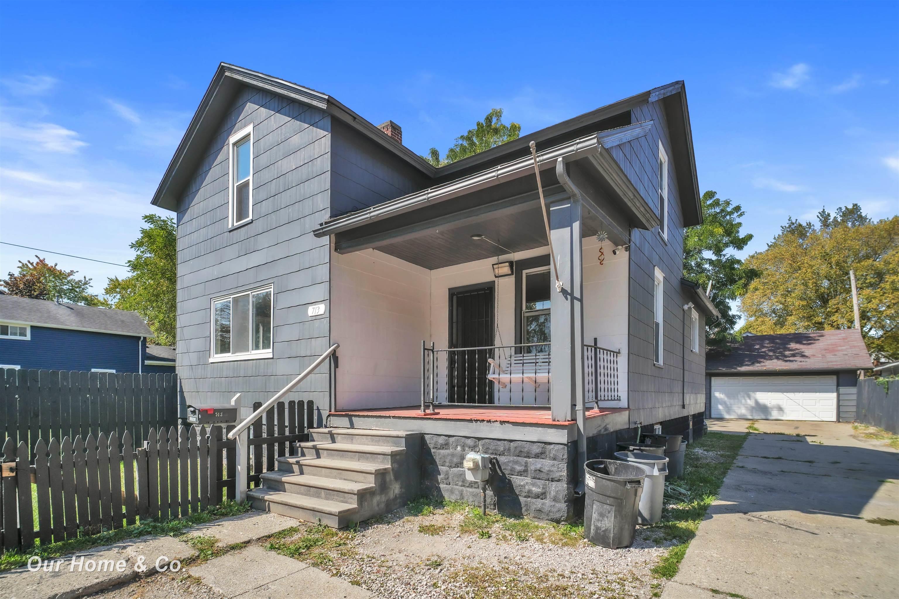 713 S WOODBRIDGE Street