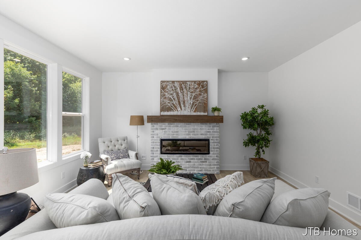 7979 Cresswell Court SE 23