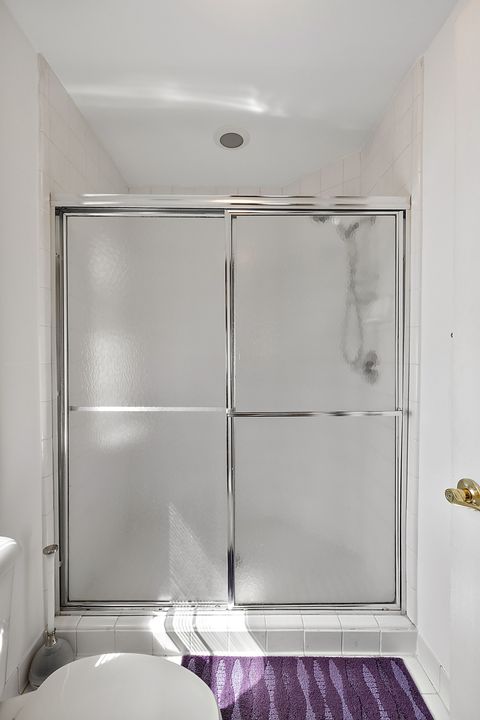 listing image 80