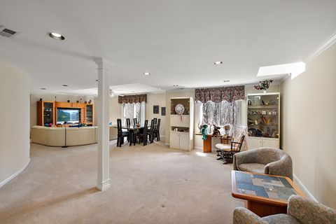 listing image 84