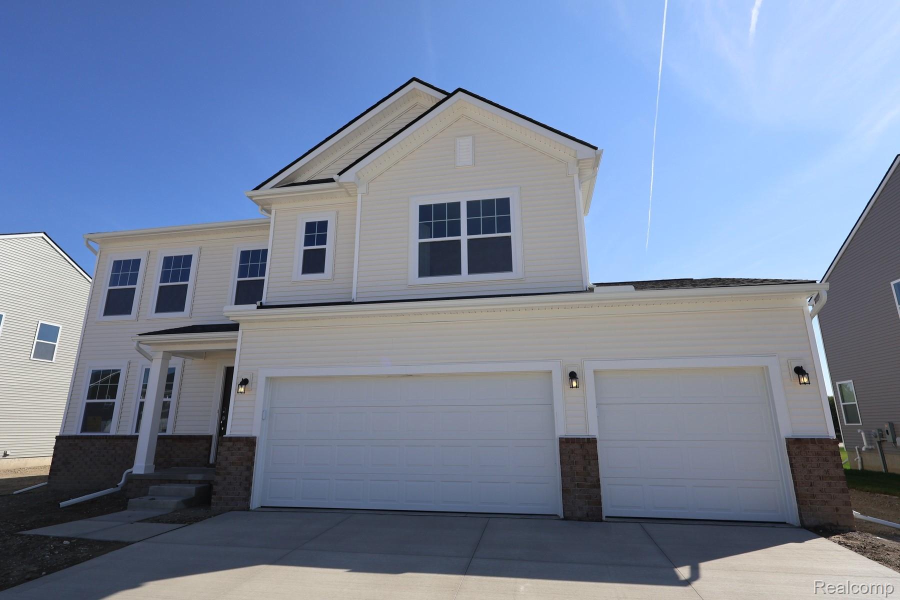 54790 Heron Circle