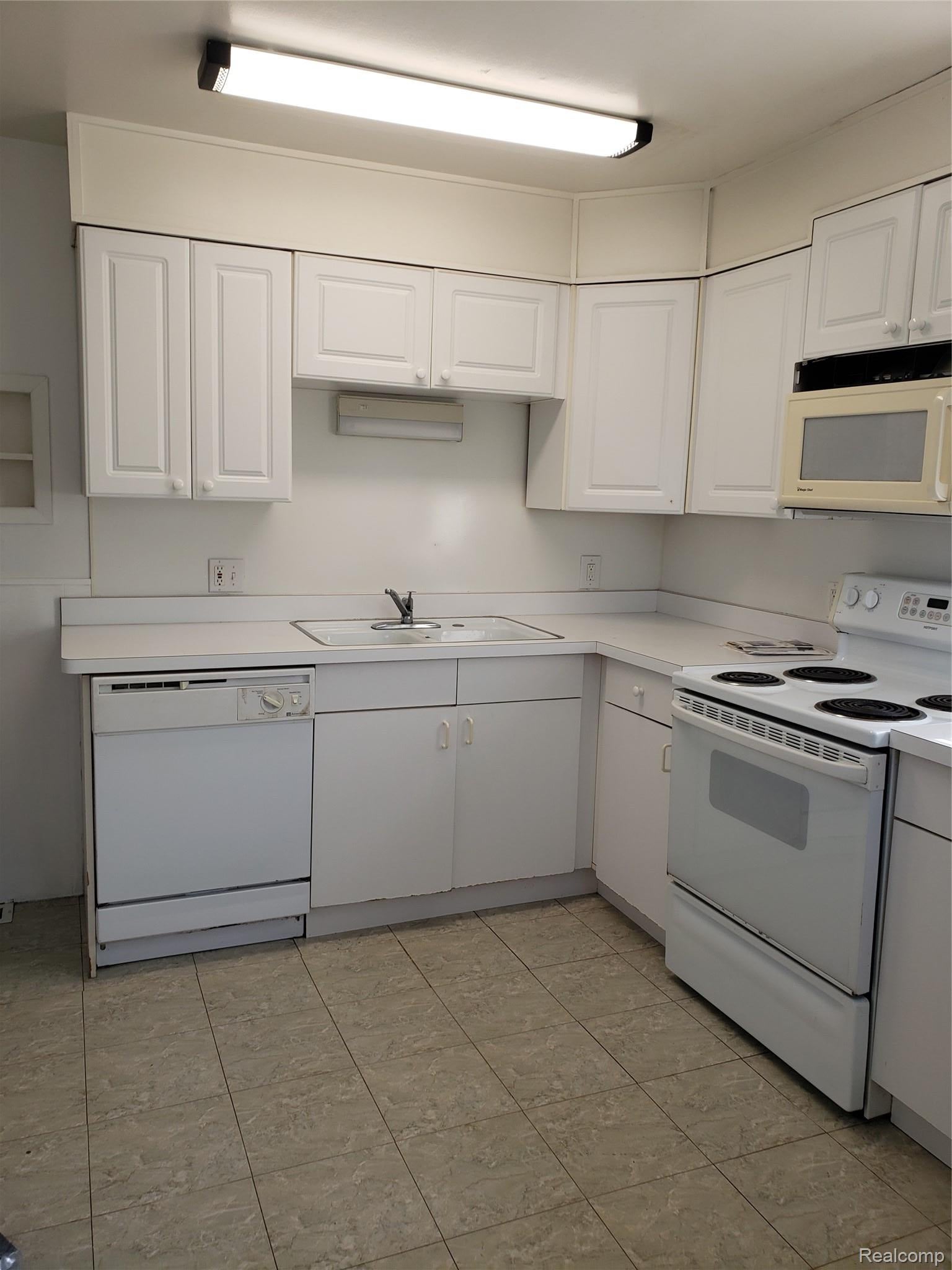25935 Waldorf Street