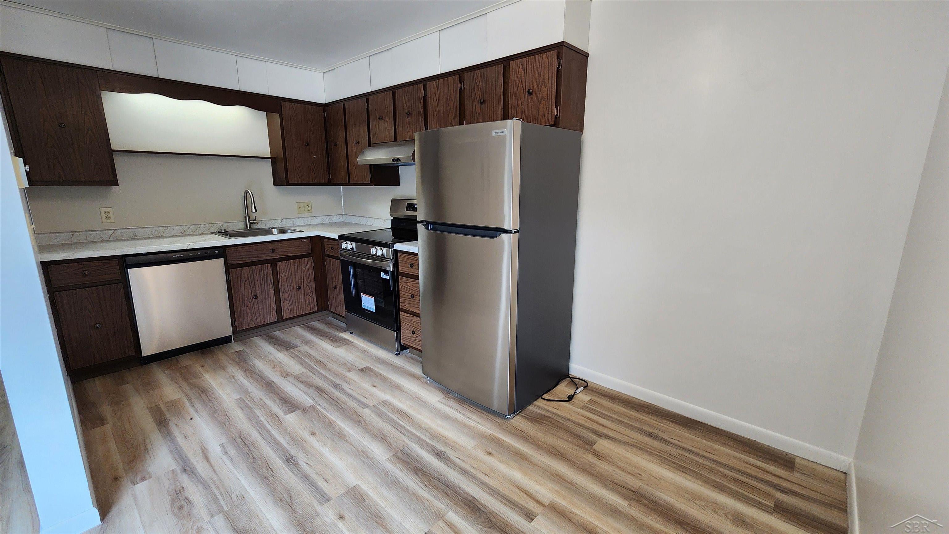 240 W Tuscola UNIT 11 Street