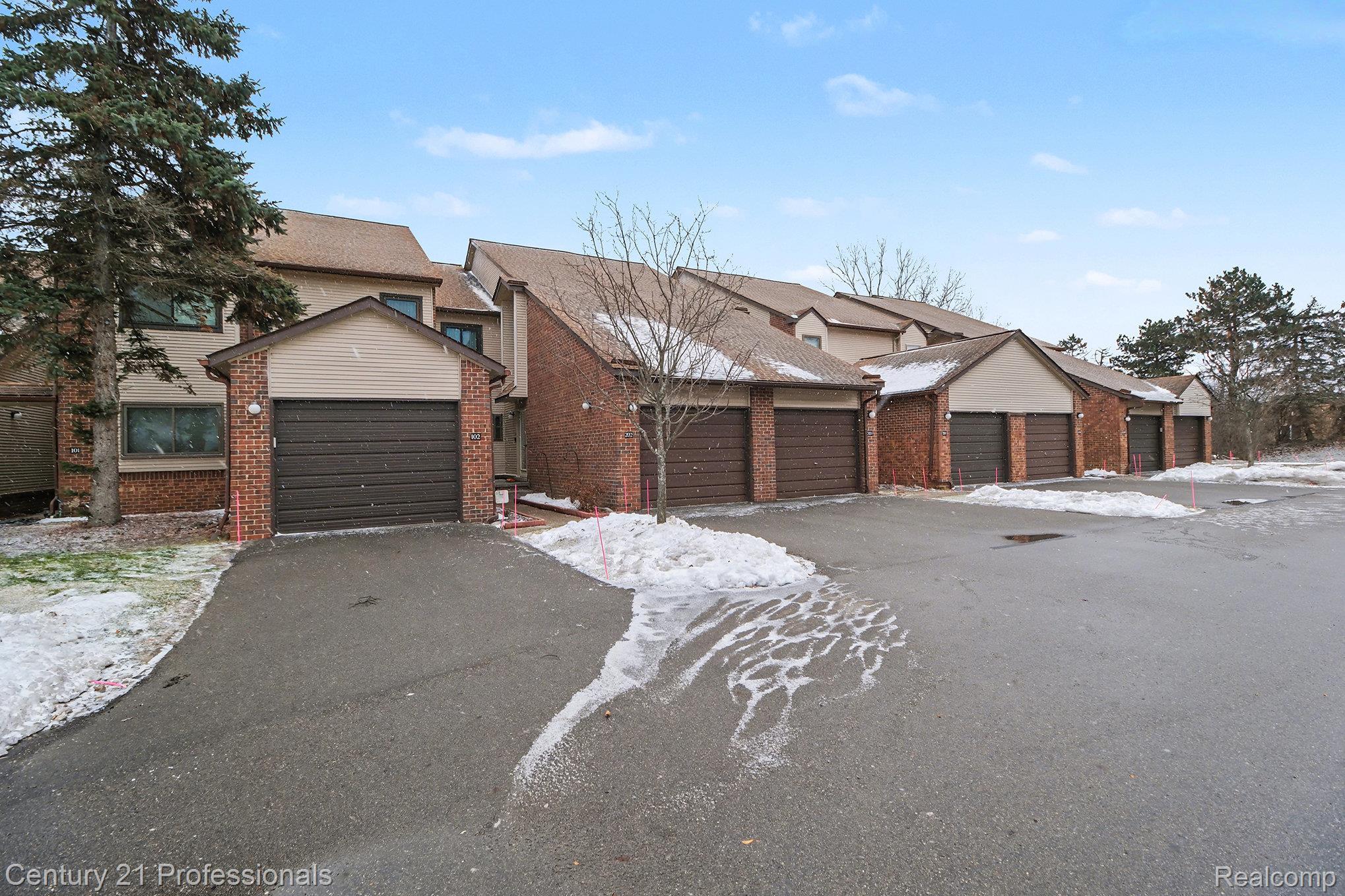 6680 Ridgefield Circle