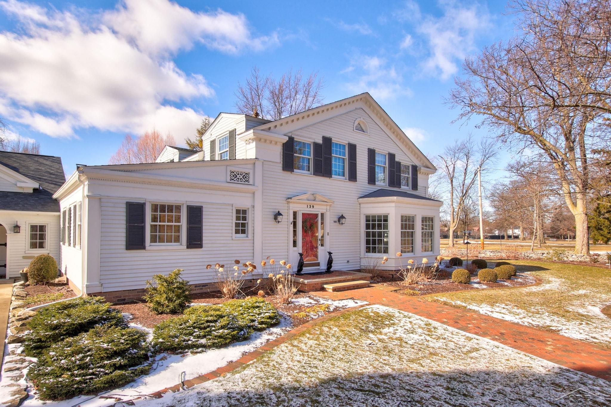 139 Carroll Boulevard