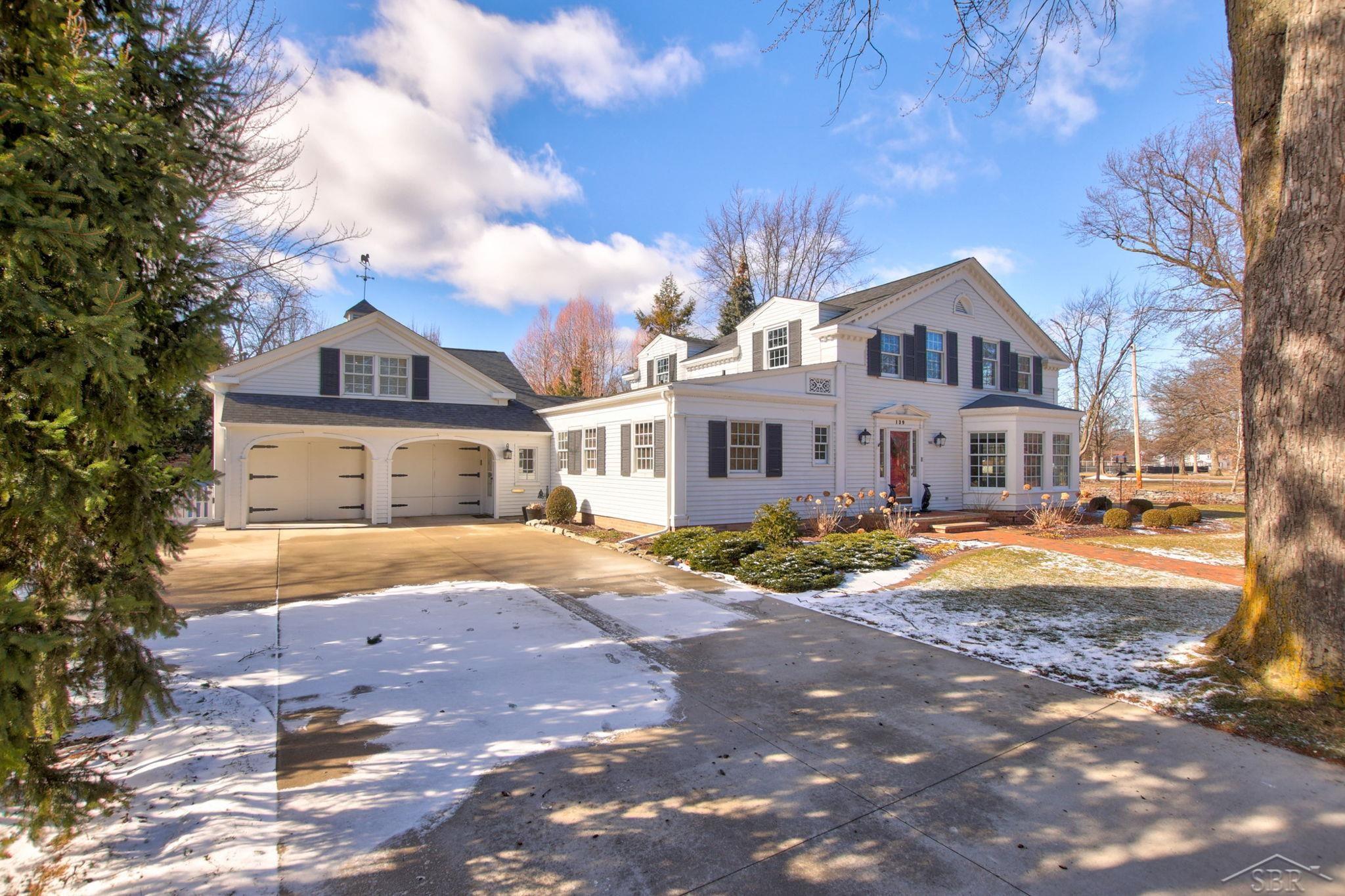 139 Carroll Boulevard