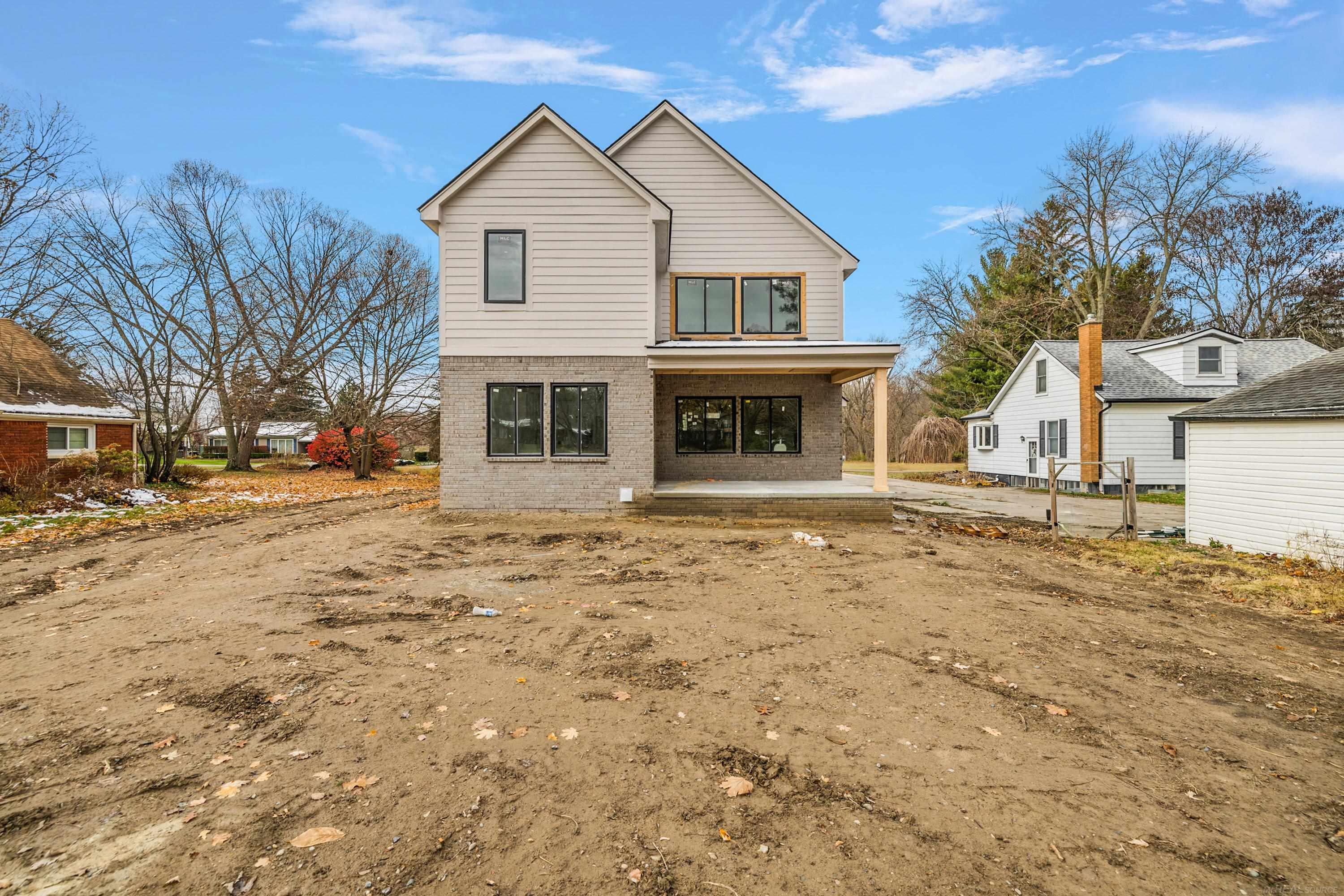 45396 Deneweth Street