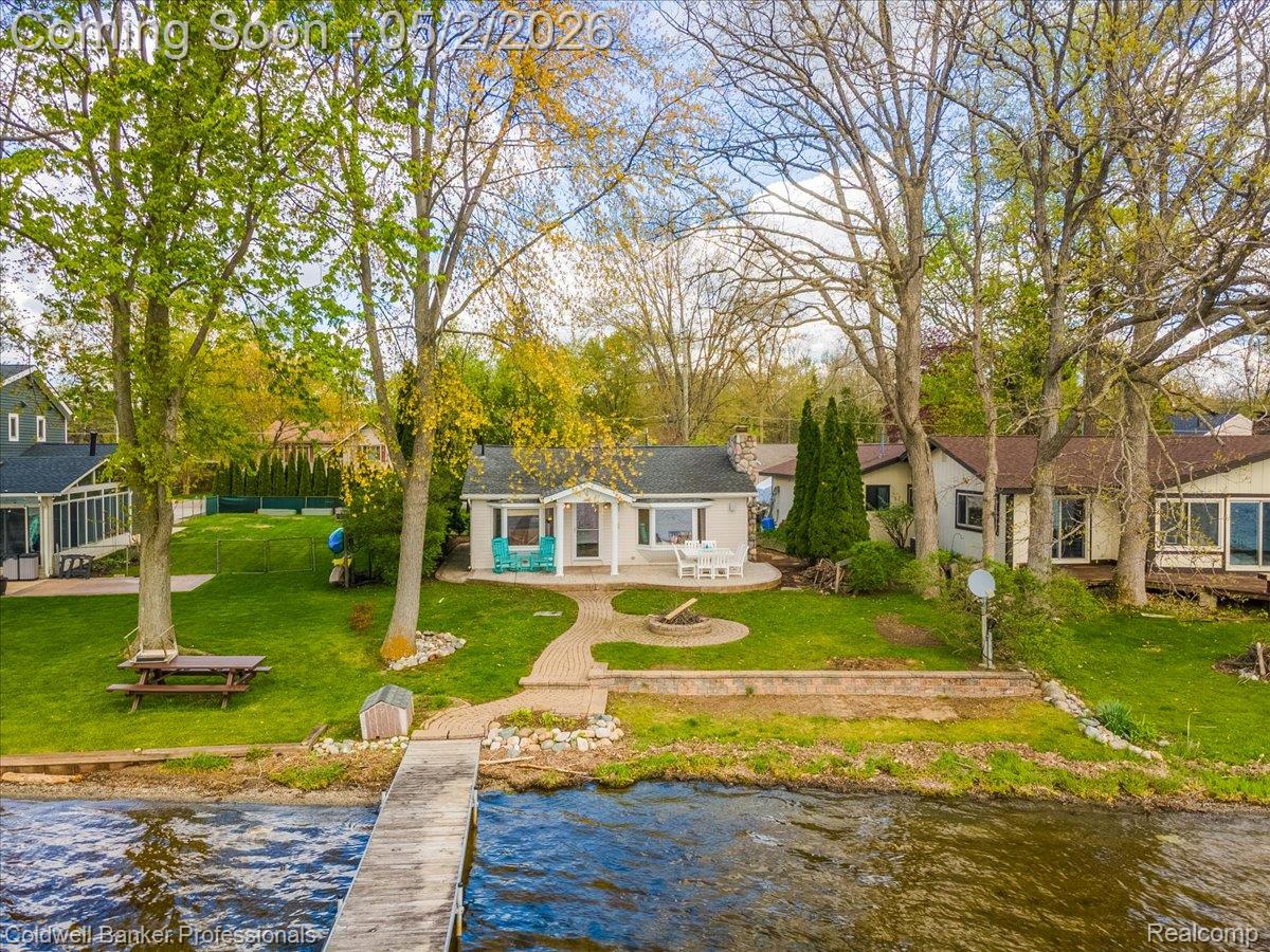 2920 Indian Trail N
