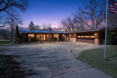 70506 Sunrise Drive Ontwa Township MI 49112