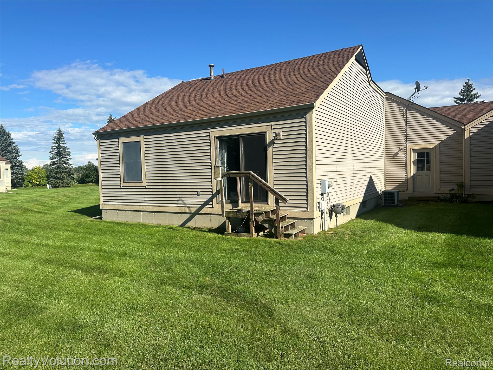 9413 Blue Spruce Court