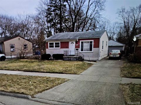 3588 Poplar Avenue Warren City MI 48091