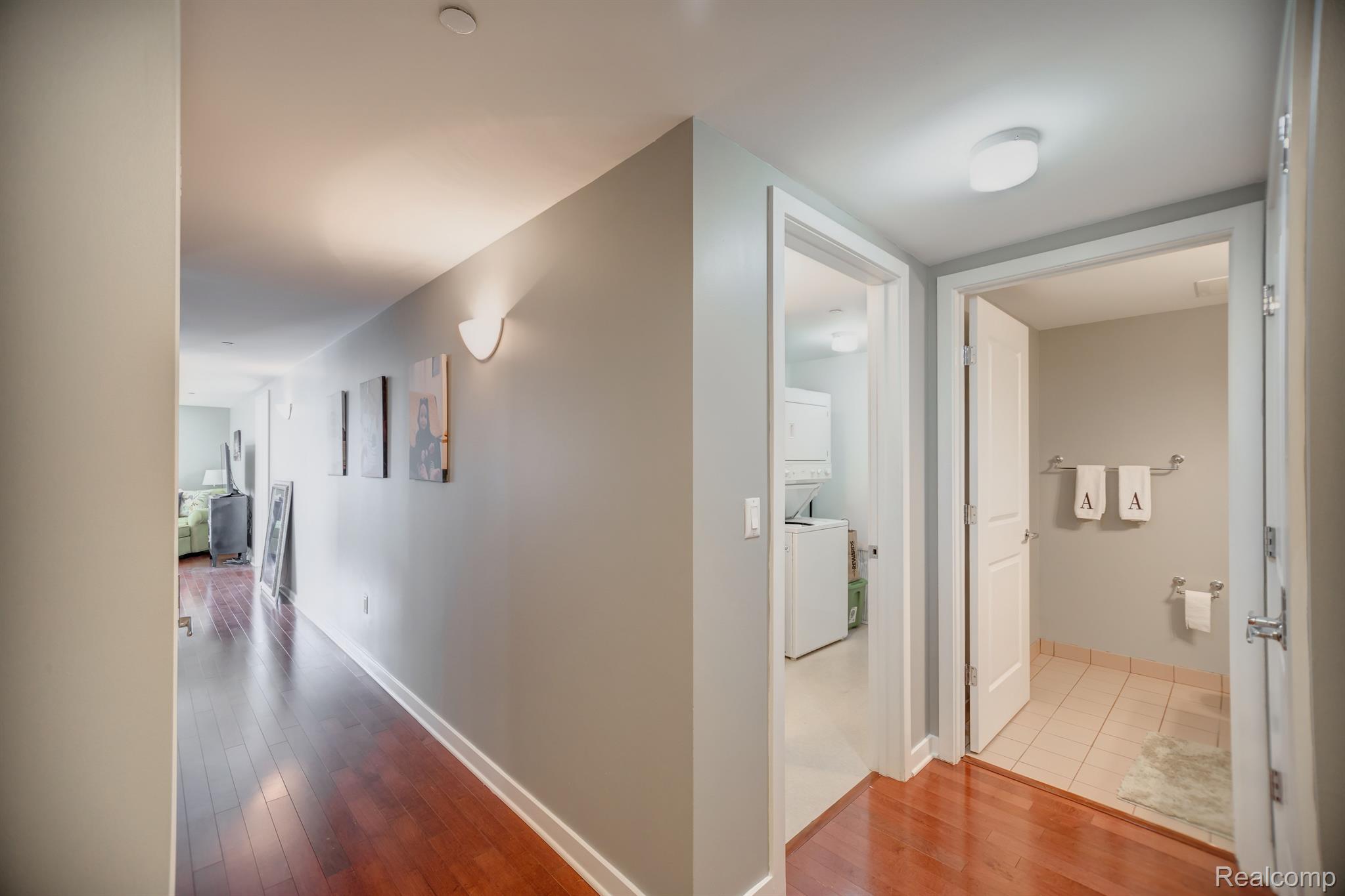 1135 SHELBY Street 2605