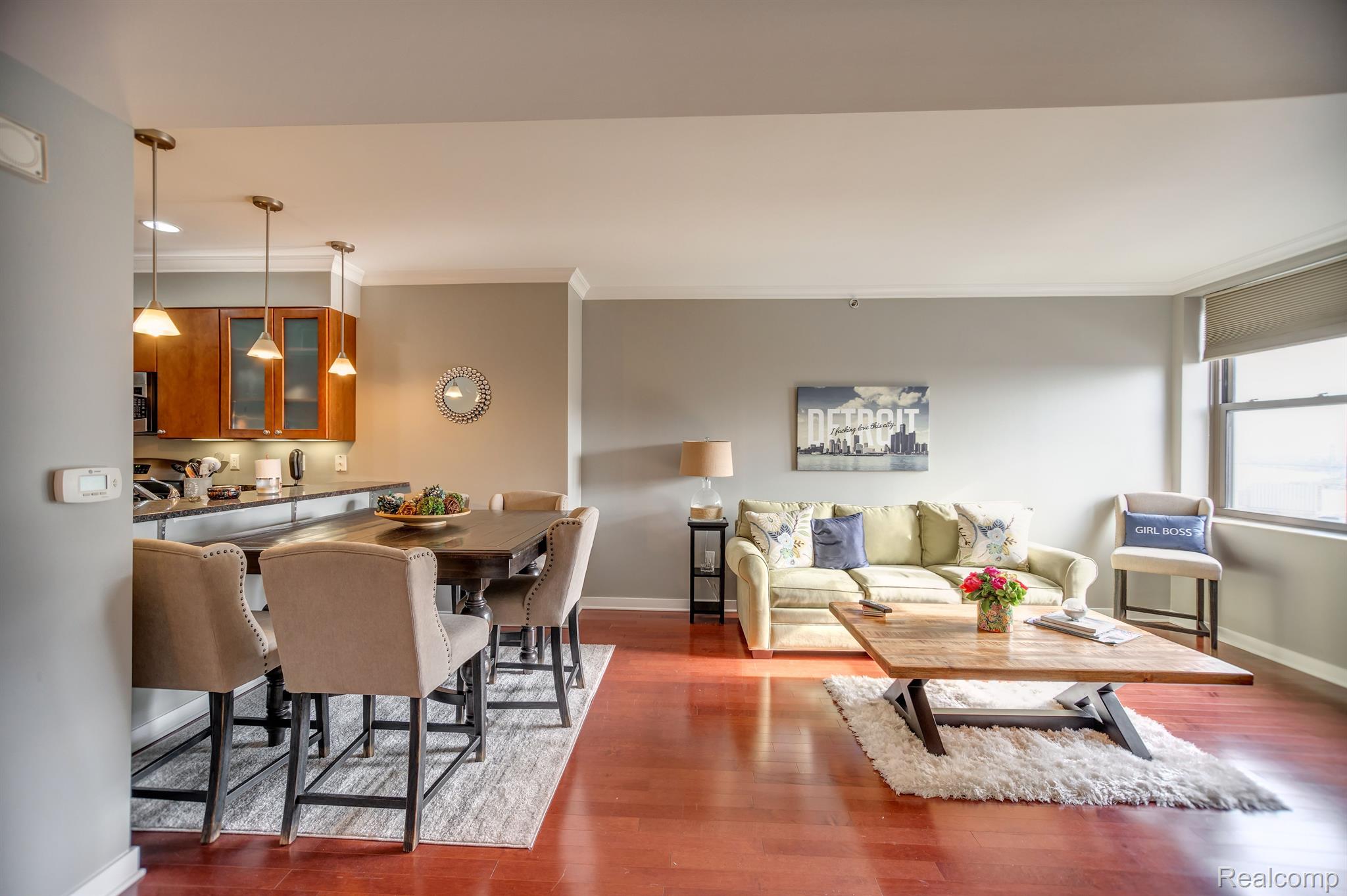 1135 SHELBY Street 2605