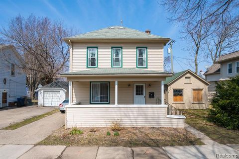 32 FERRIN Mt Clemens City MI 48043