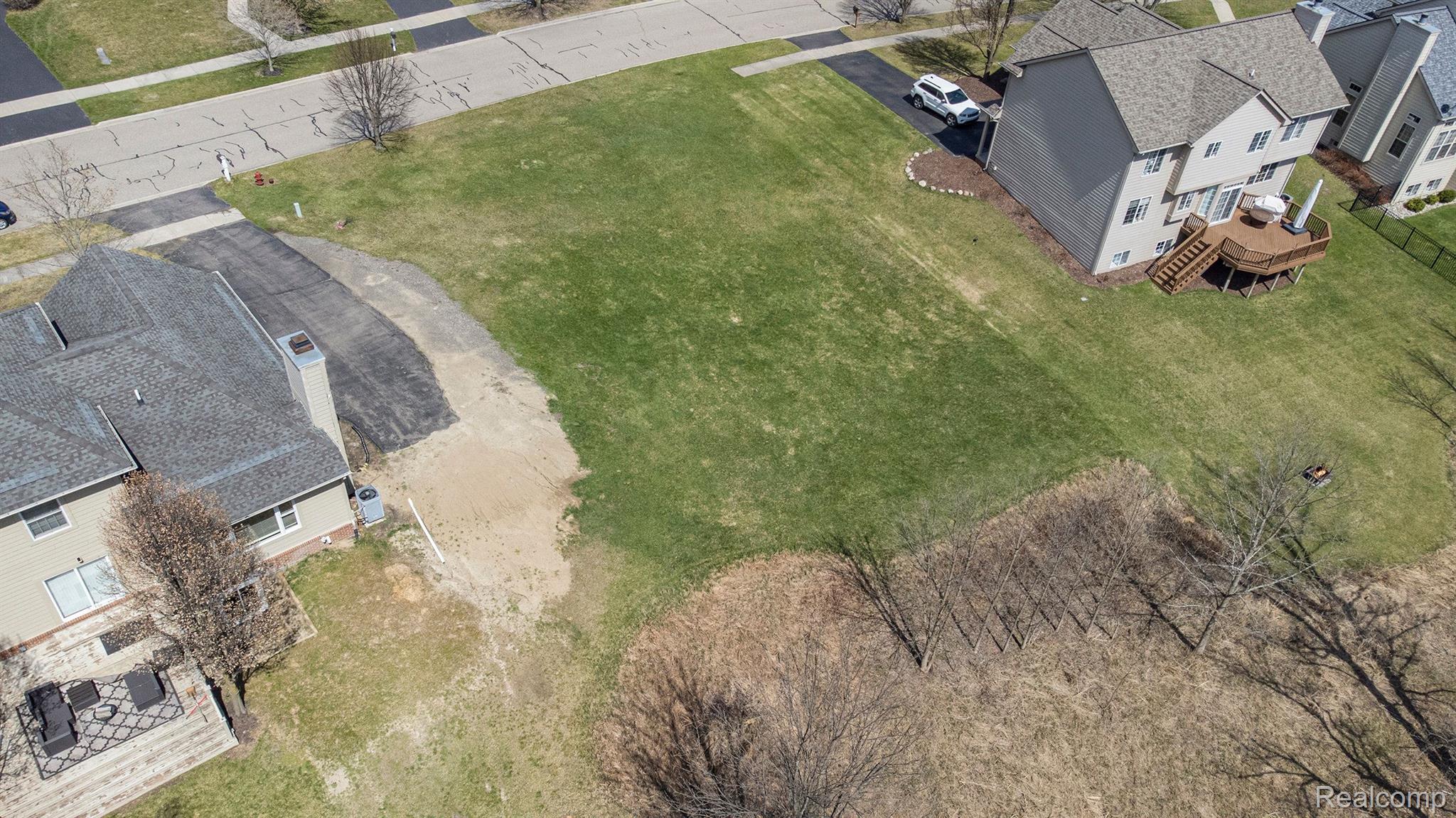 5808 WOODFIELD Parkway