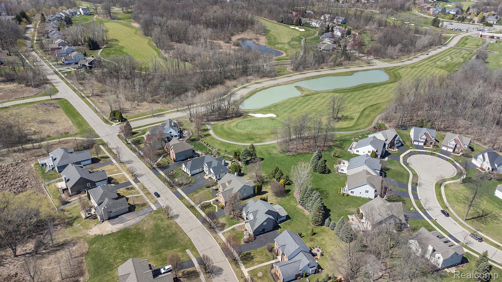 5808 WOODFIELD Parkway