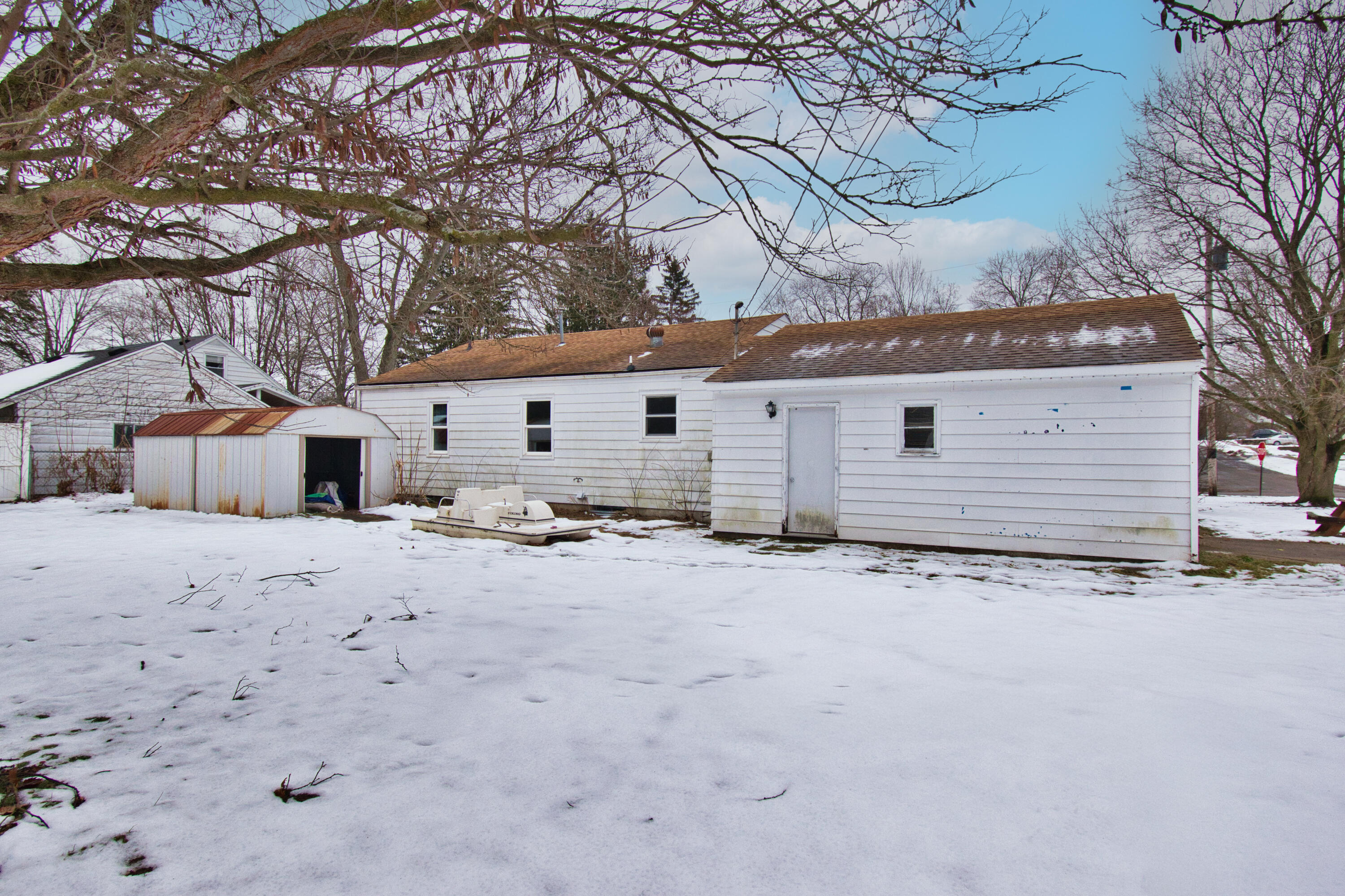 903 N Detroit Street