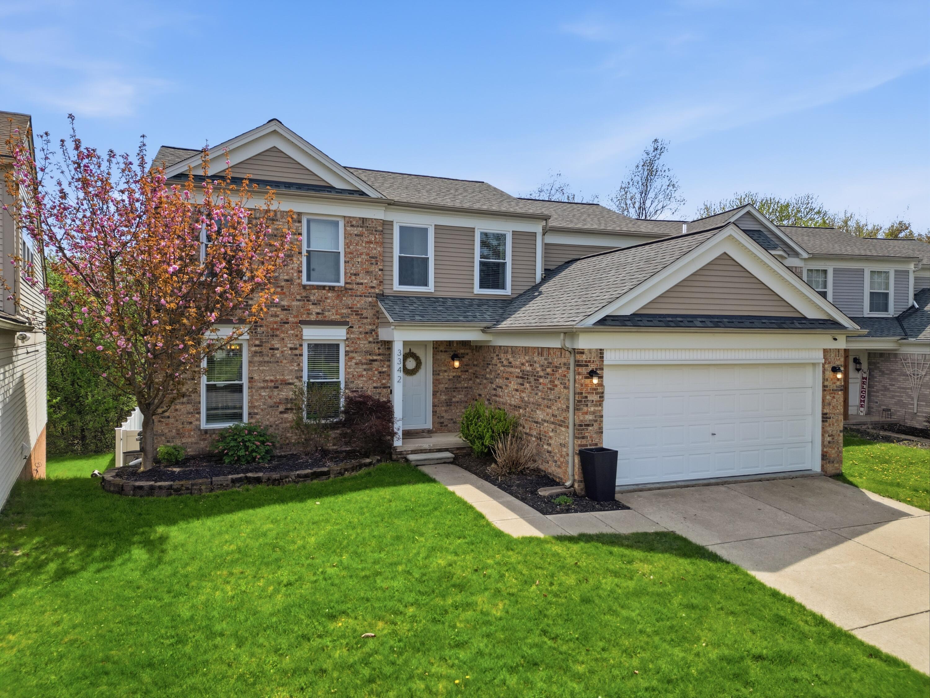 3342 Turnberry Lane