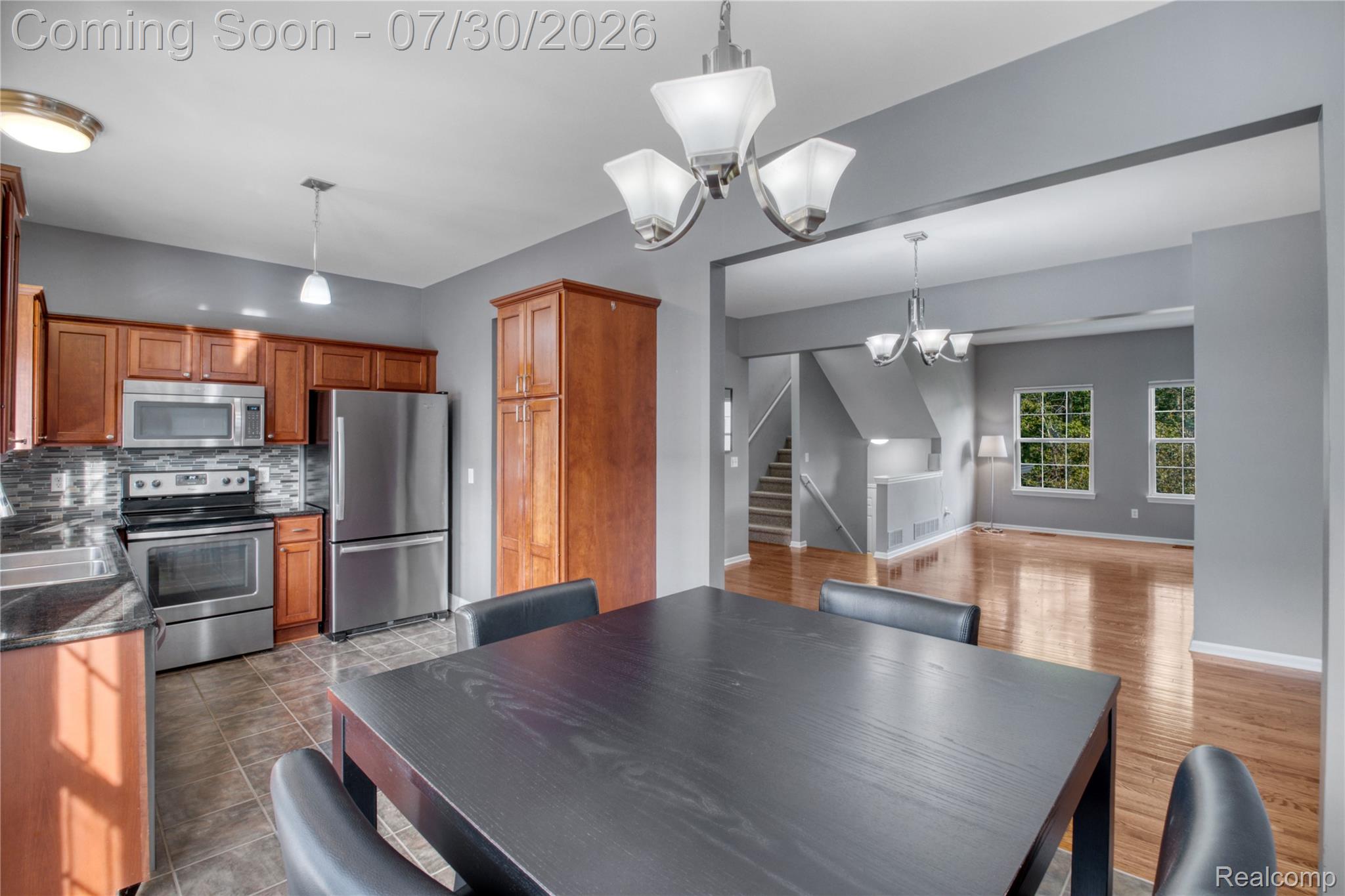 868 Eagle Drive