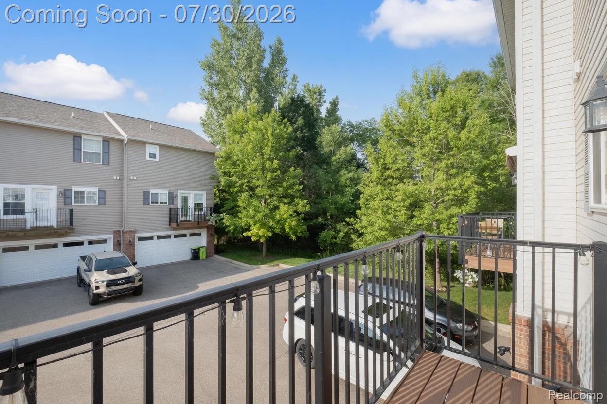 868 Eagle Drive