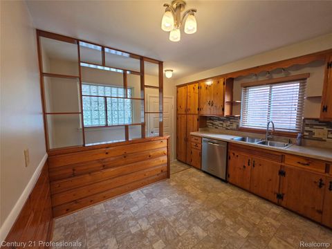 Tiny photo for 29421 Mark Avenue, Madison Heights City, MI 48071 (MLS # 20261042636)