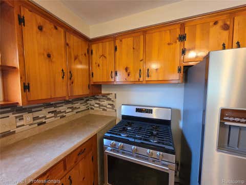 Tiny photo for 29421 Mark Avenue, Madison Heights City, MI 48071 (MLS # 20261042636)