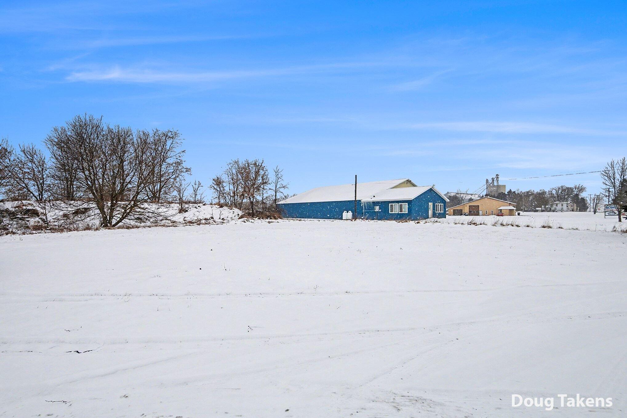 7225 Saddlebag Lake Road