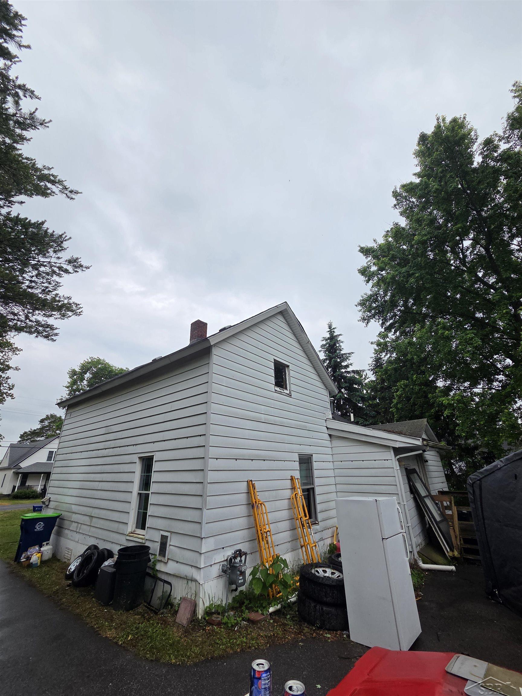3177 Elm Street