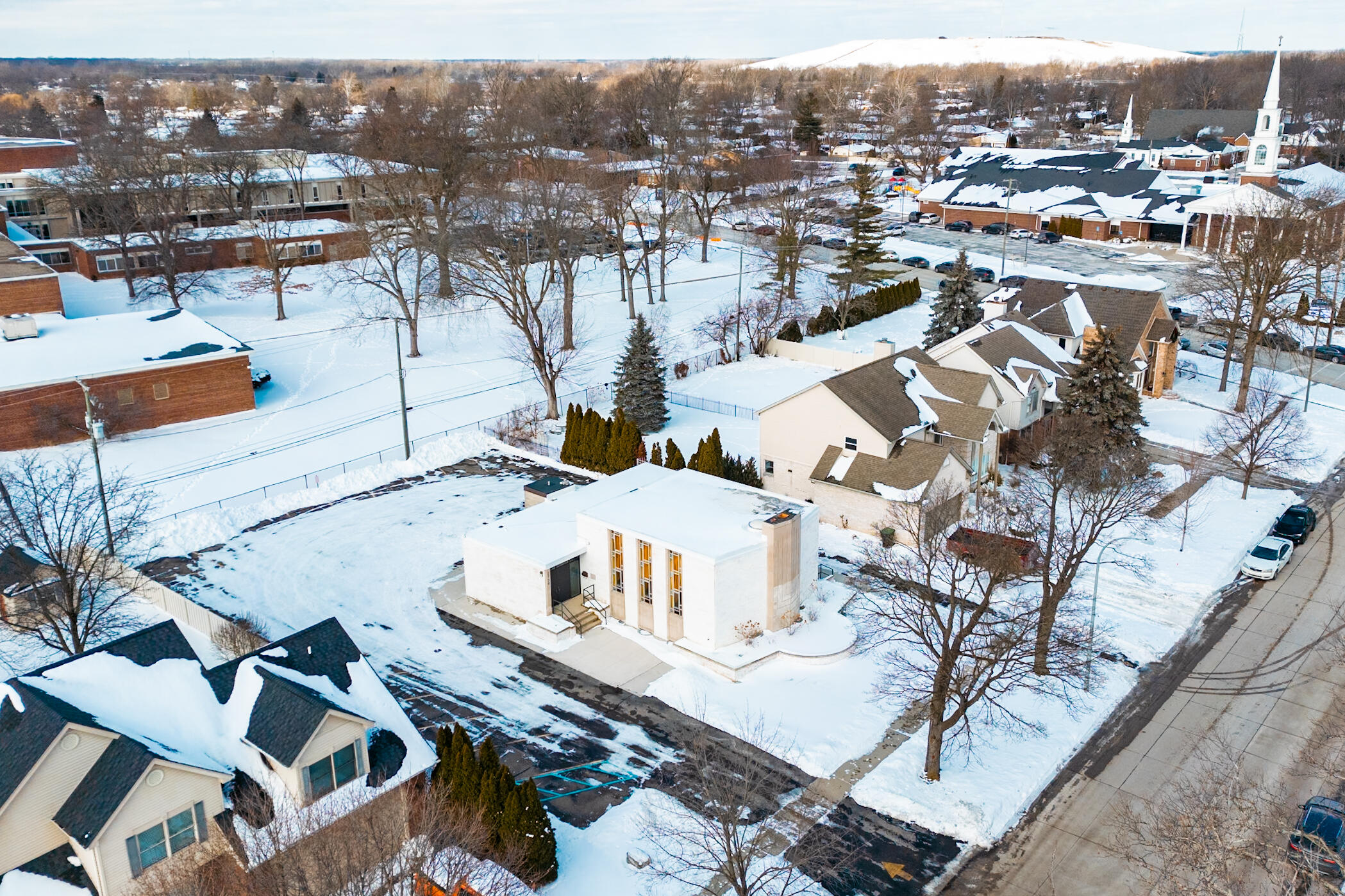 2730 Edsel St Street