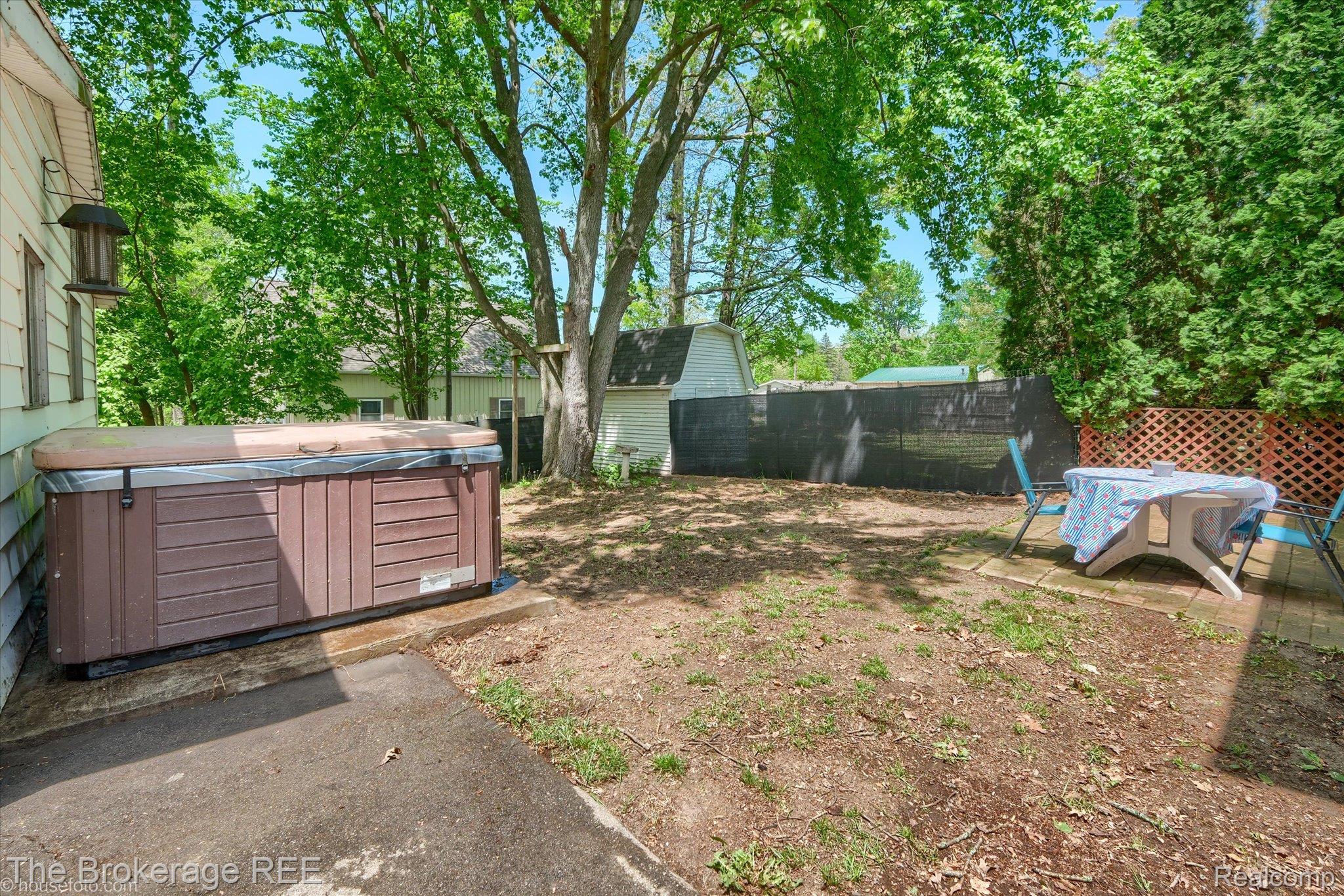 293 Hickory Place Drive
