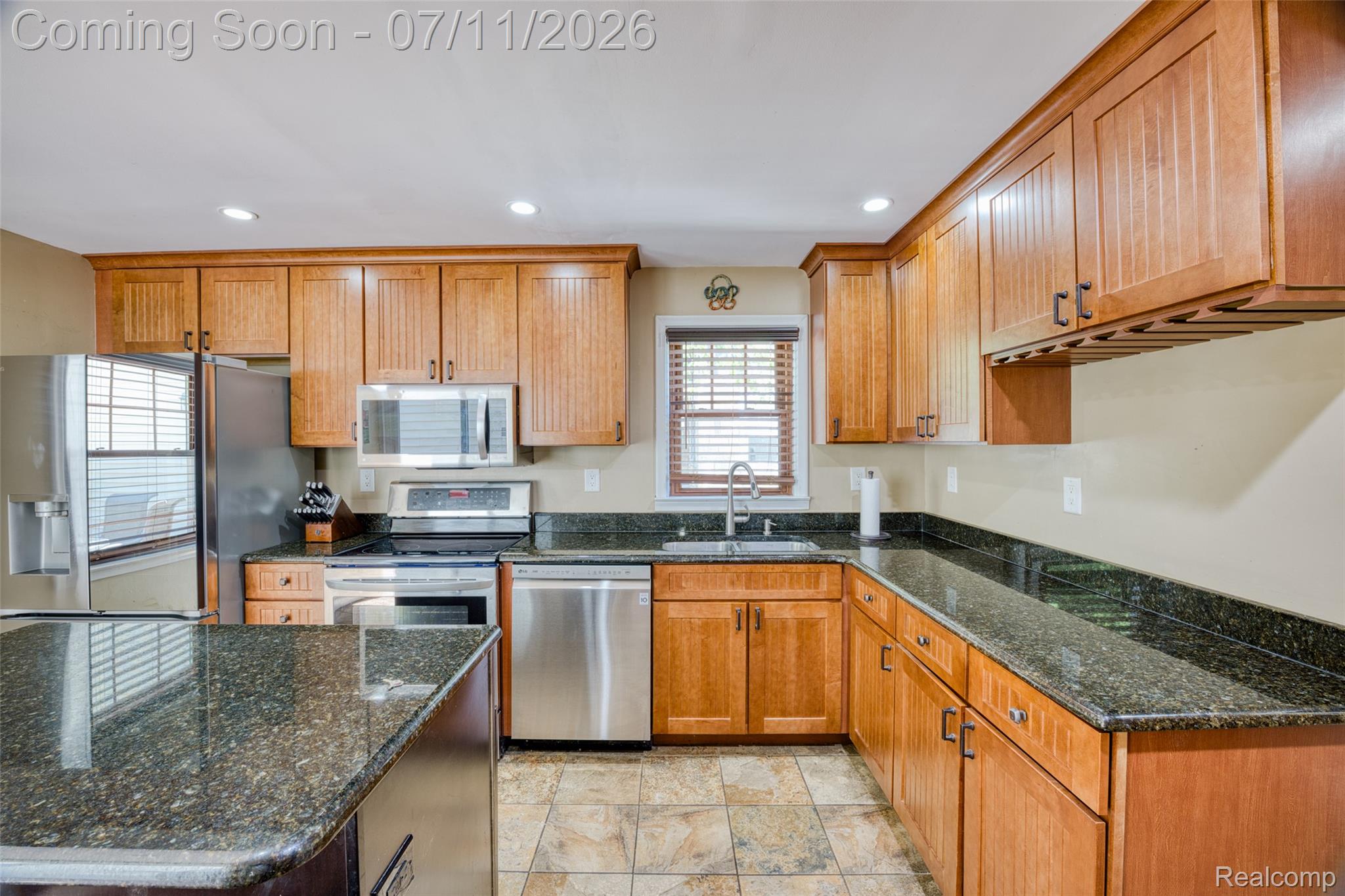 904 N Michigan Avenue