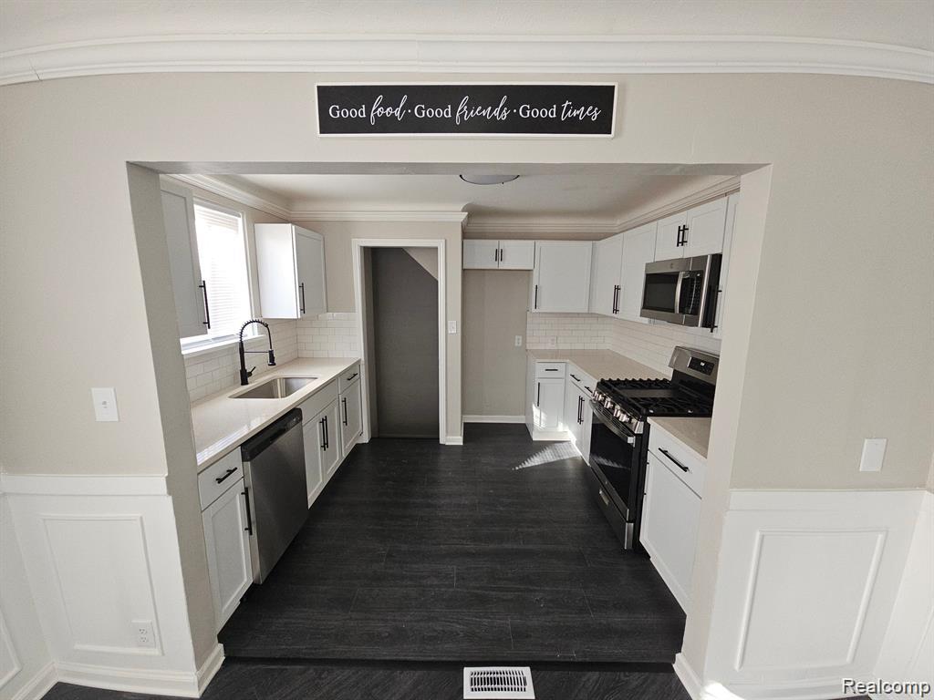 20300 ELKHART Street