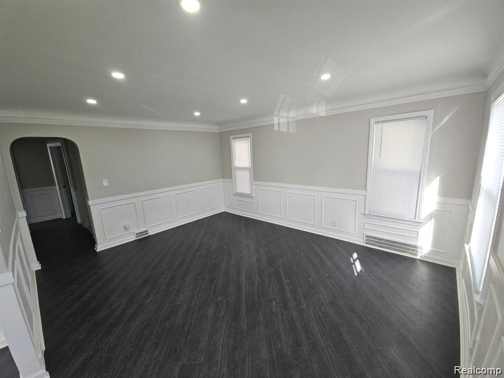 20300 ELKHART Street