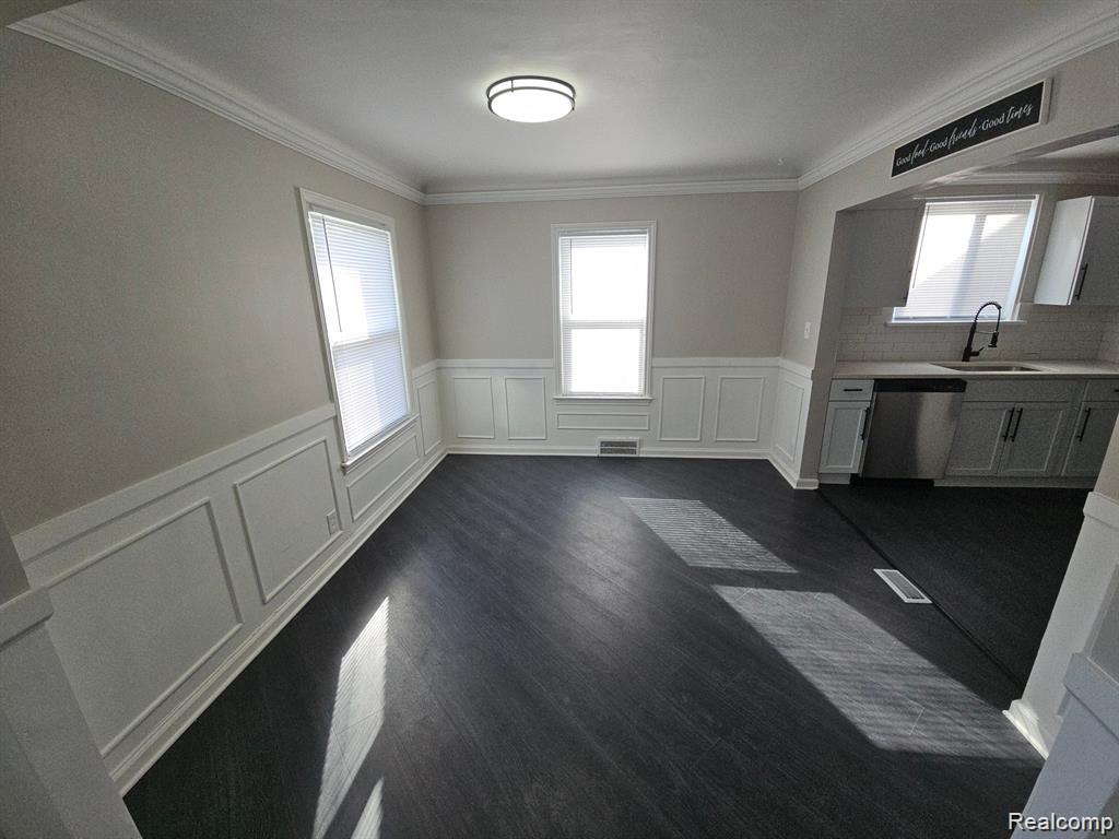 20300 ELKHART Street