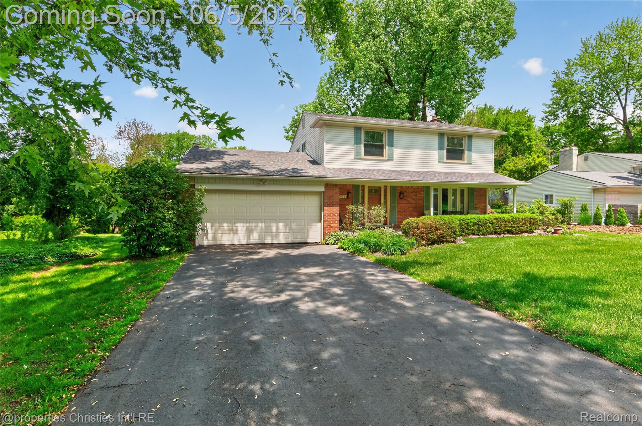 475 Henley Drive