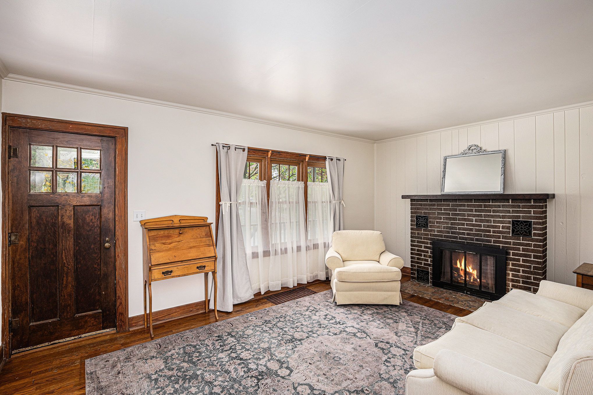 110 W SOUTH HOLLY Road