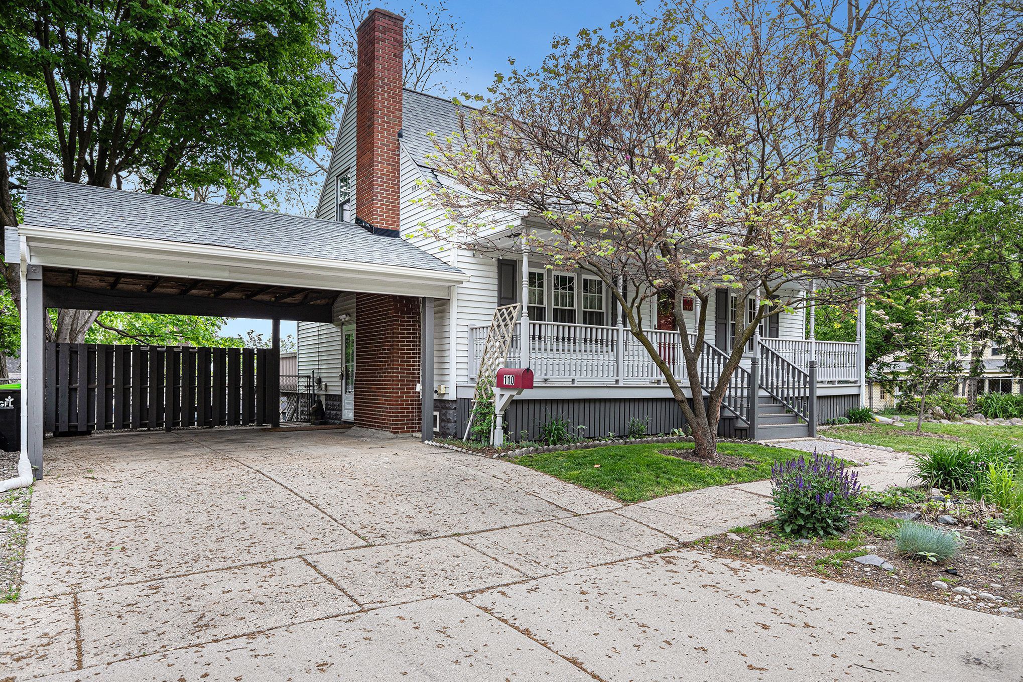 110 W SOUTH HOLLY Road