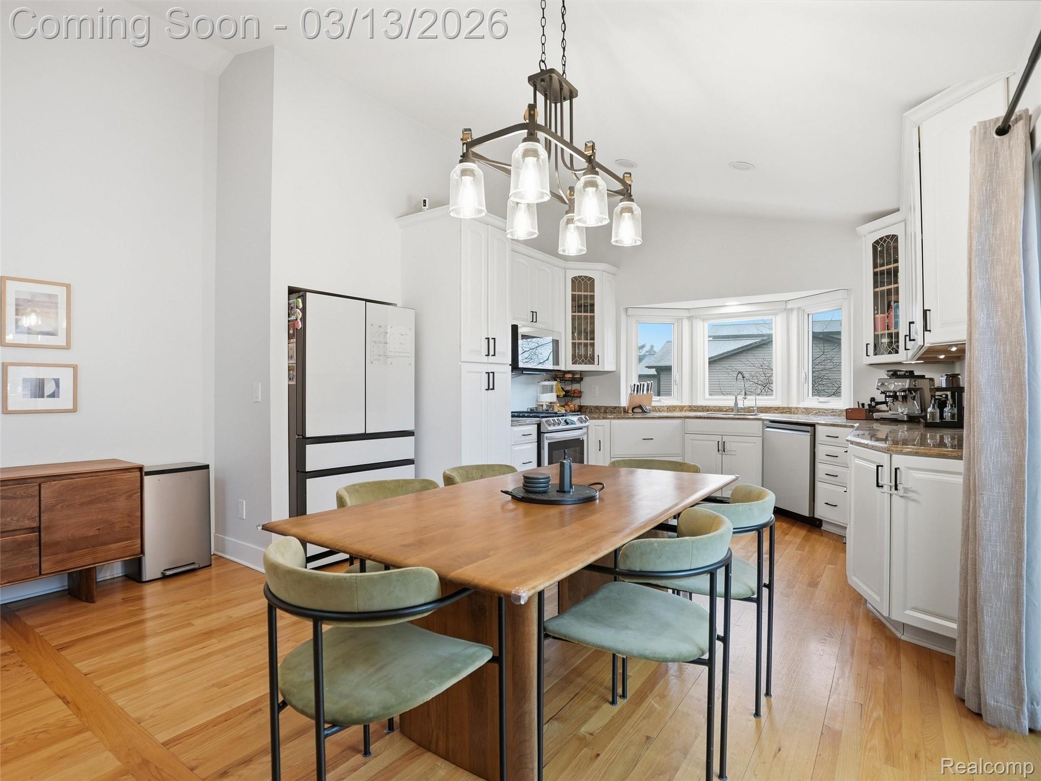 10754 Oxbow Lakeshore Drive