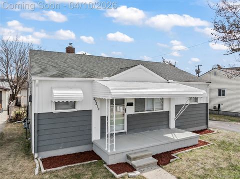 27210 Seyburn Avenue Warren City MI 48092